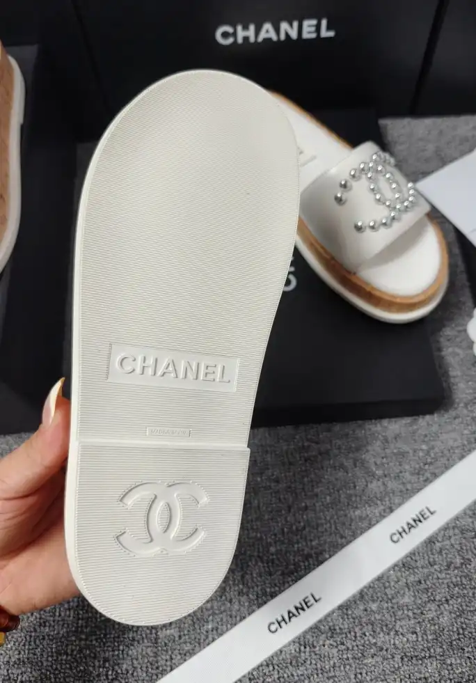 hype Chanel Slippers