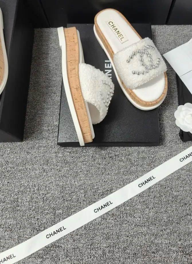 hype Chanel Slippers