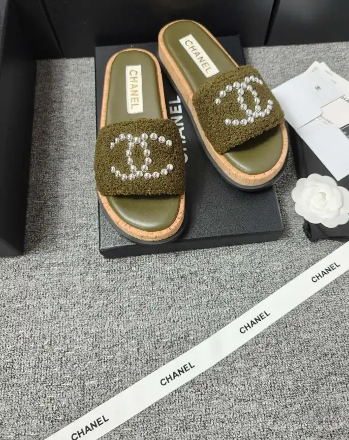 hype Chanel Slippers