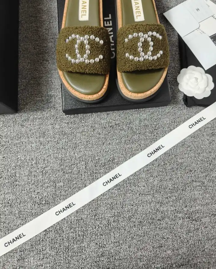 hype Chanel Slippers