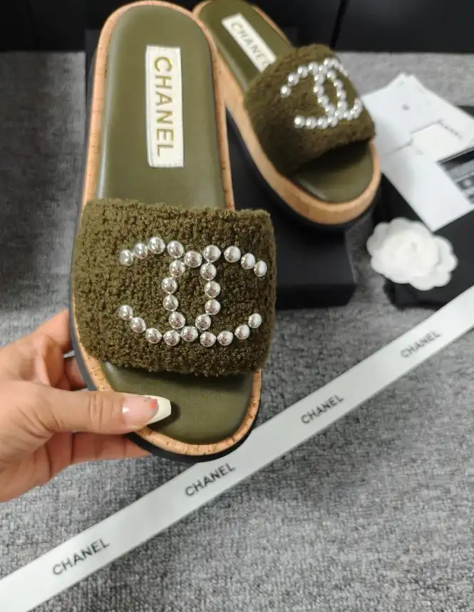 hype Chanel Slippers