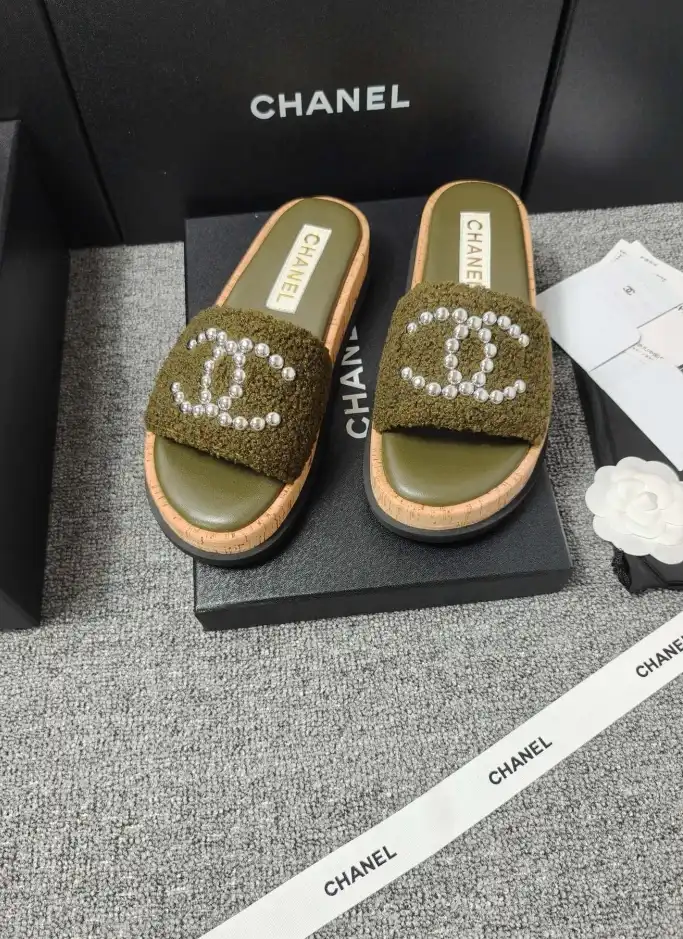 hype Chanel Slippers