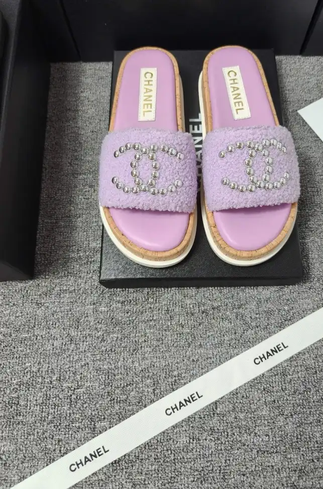 hype Chanel Slippers