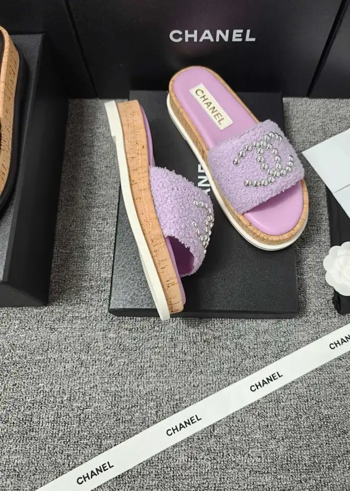 hype Chanel Slippers