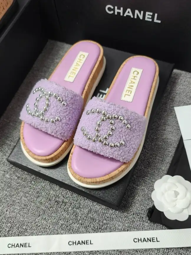 hype Chanel Slippers