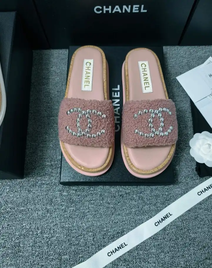 hype Chanel Slippers