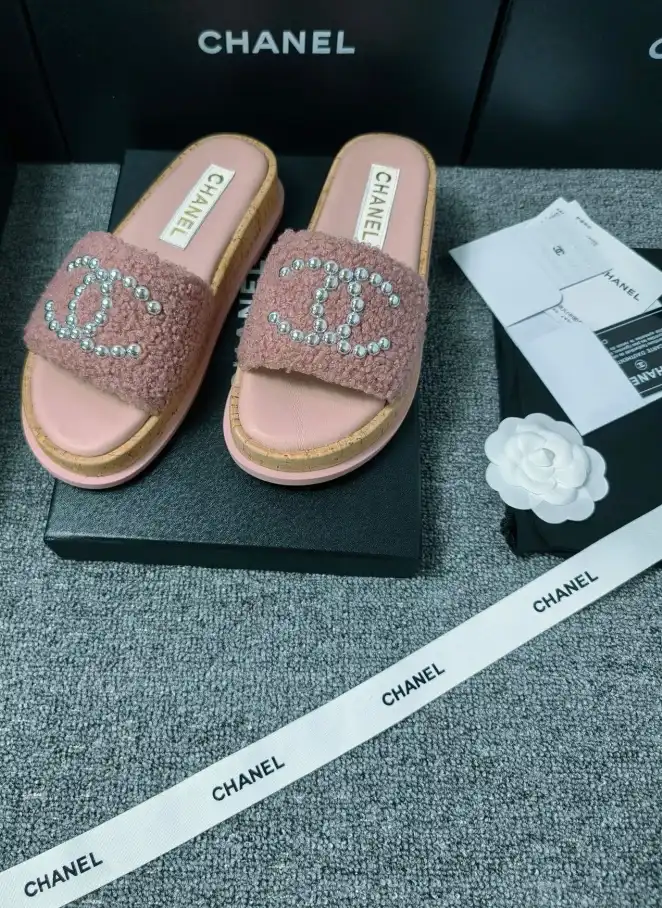 hype Chanel Slippers