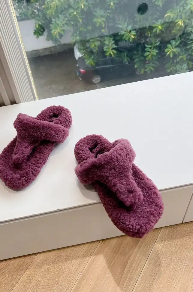 hype Loewe Slippers