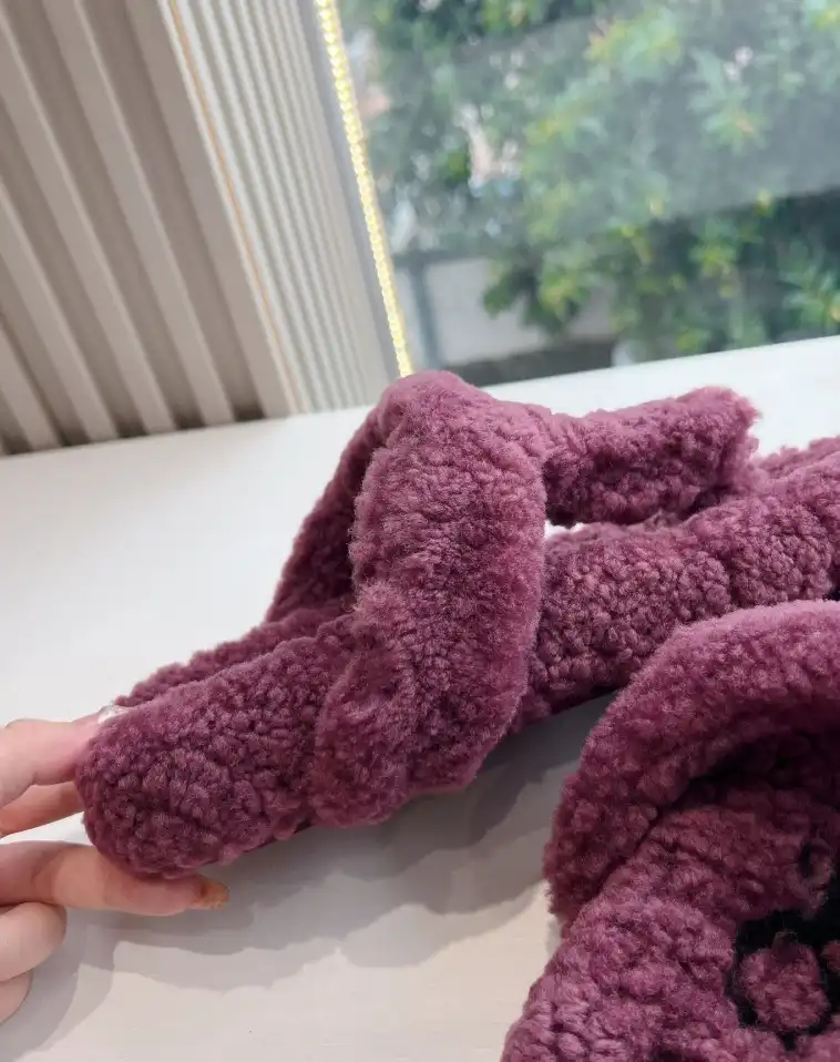 hype Loewe Slippers