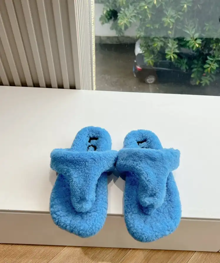 hype Loewe Slippers