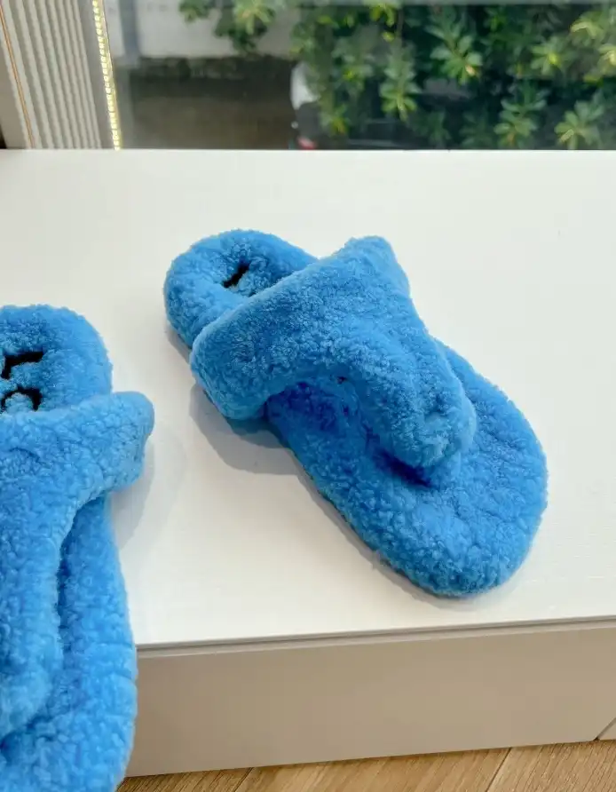 hype Loewe Slippers