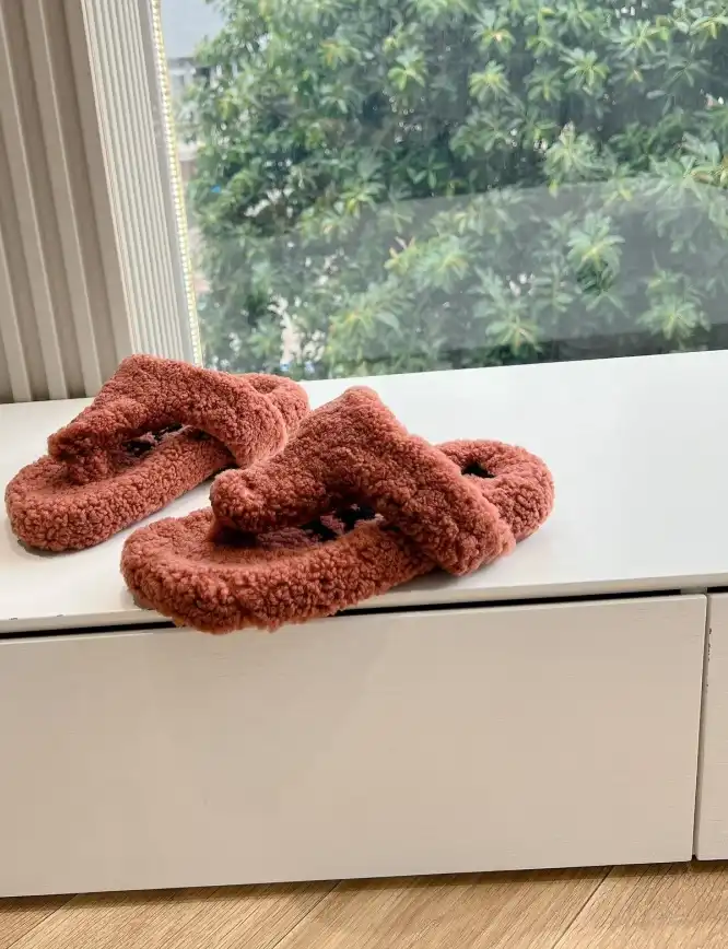 hype Loewe Slippers