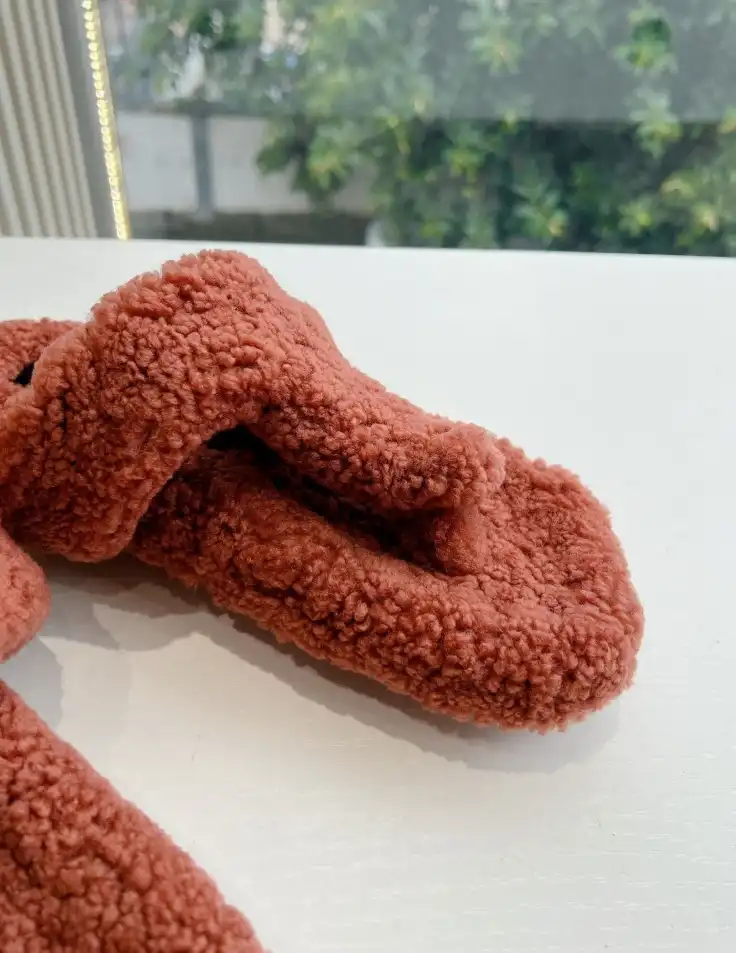 hype Loewe Slippers