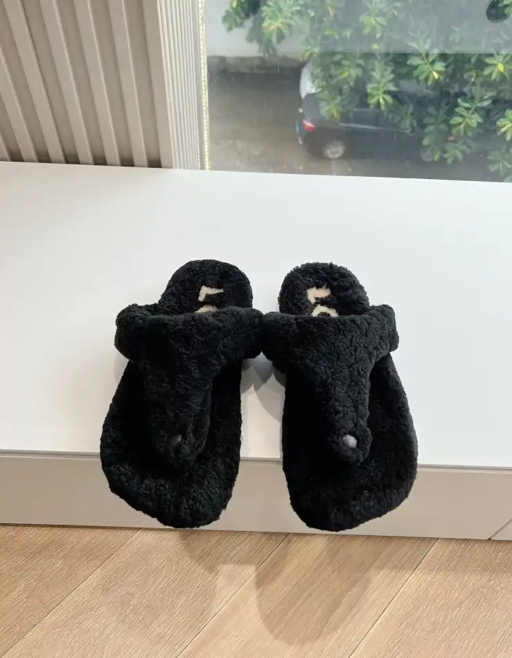 hype Loewe Slippers