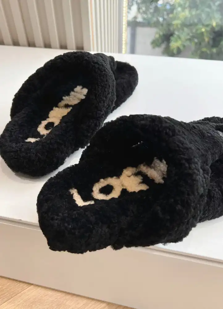 hype Loewe Slippers