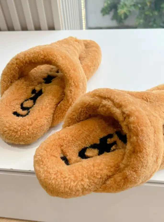 hype Loewe Slippers