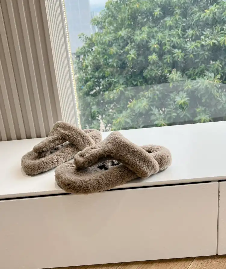 hype Loewe Slippers