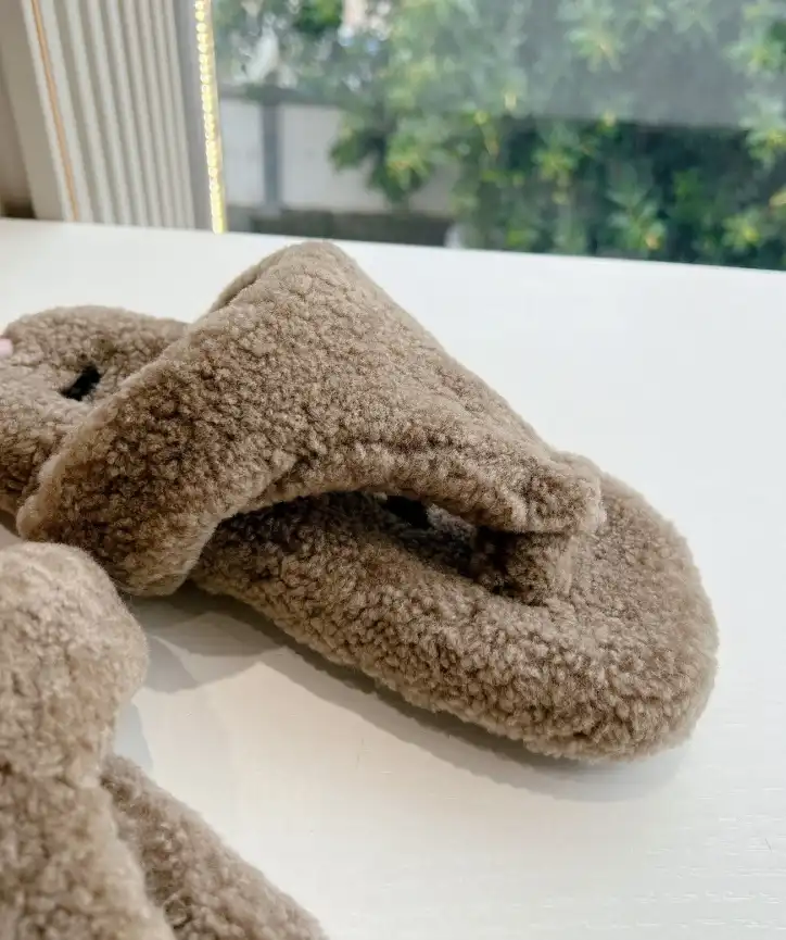 hype Loewe Slippers