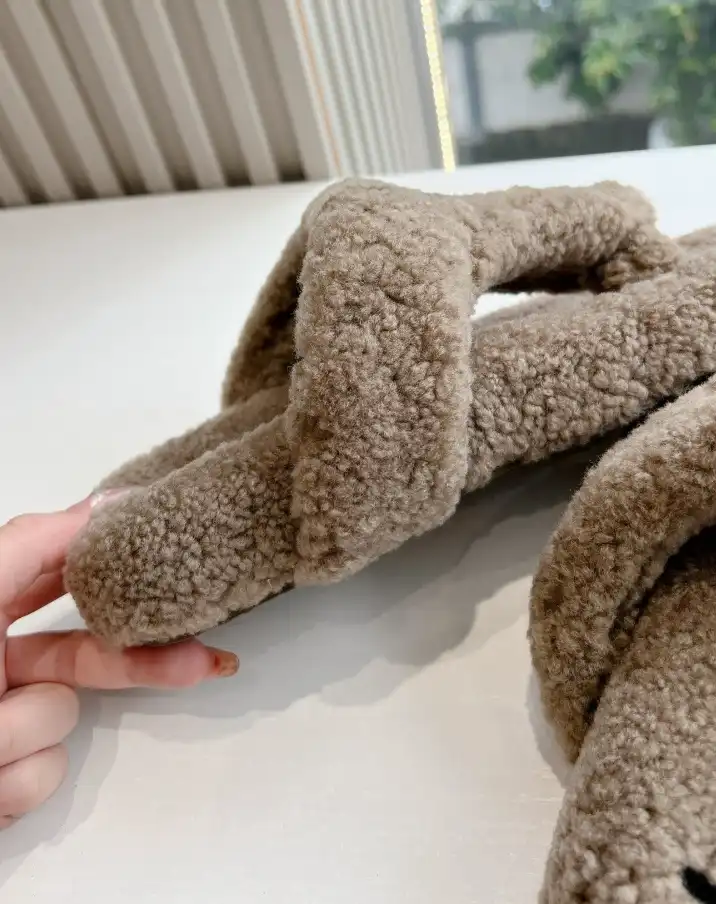 hype Loewe Slippers