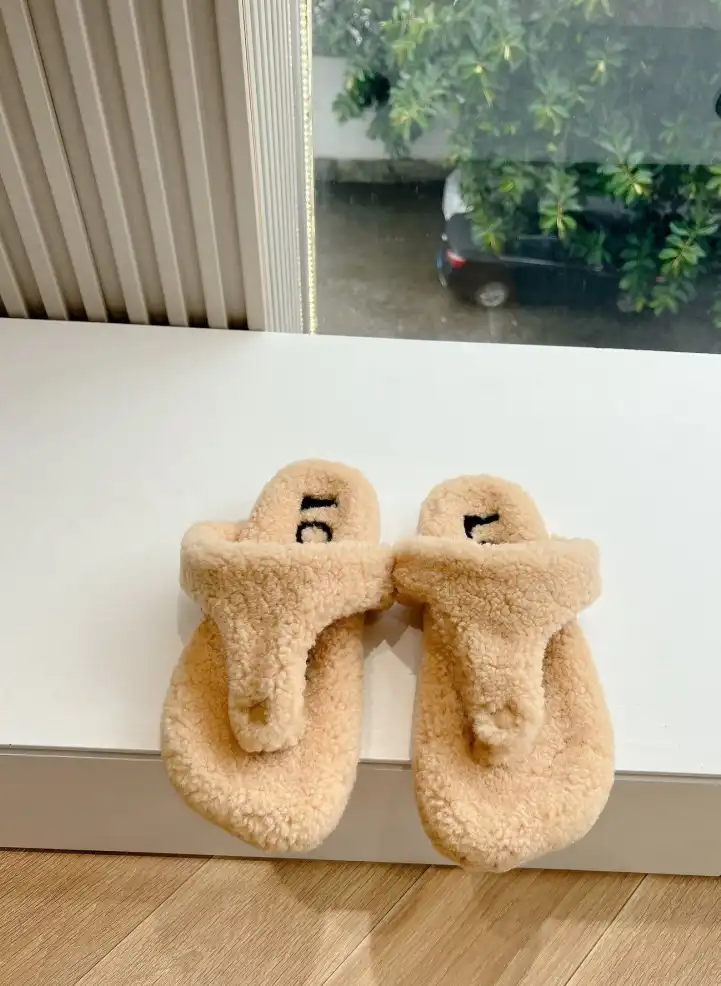 hype Loewe Slippers