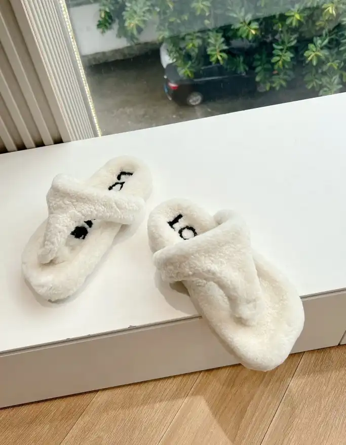 hype Loewe Slippers