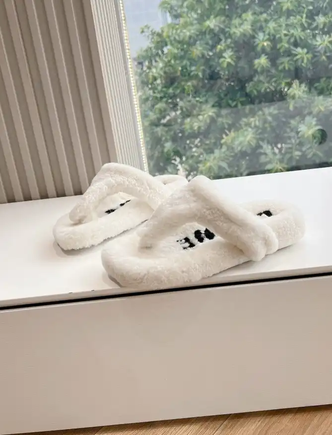 hype Loewe Slippers