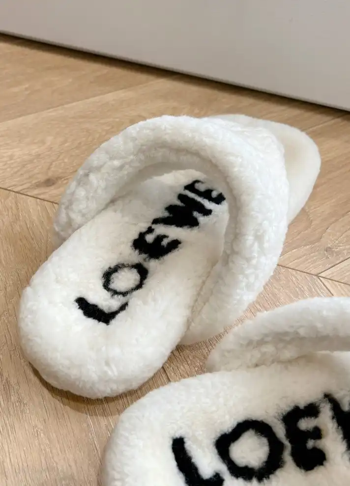 hype Loewe Slippers