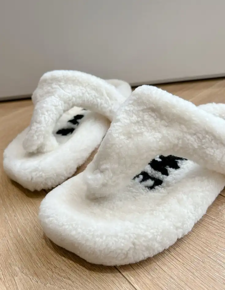 hype Loewe Slippers