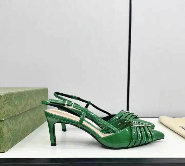 hype Gucci Sandals