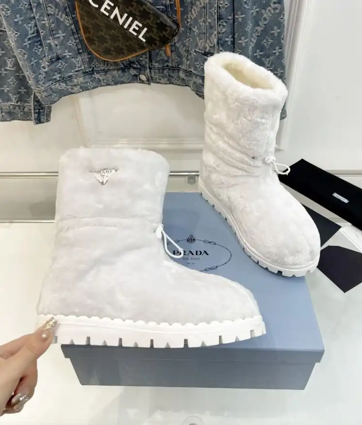 hype Prada Boots