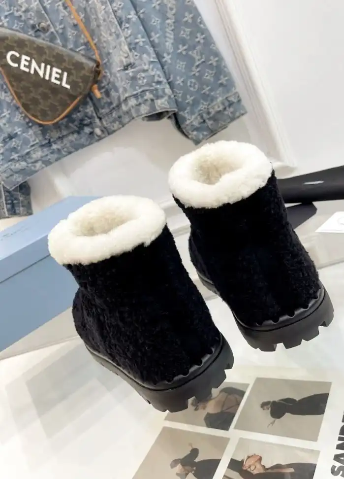 hype Prada Boots