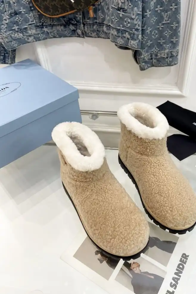 hype Prada Boots