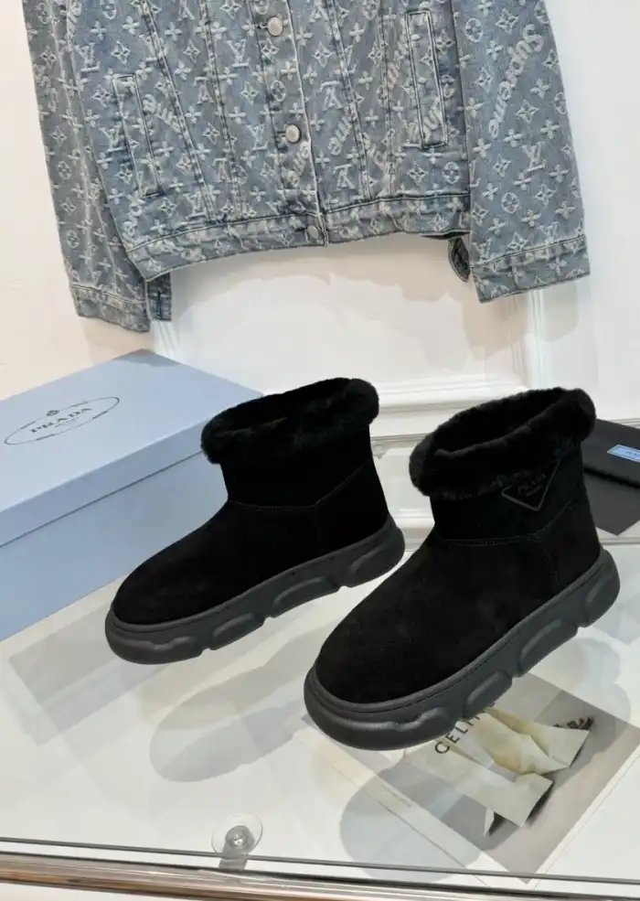 hype Prada Boots