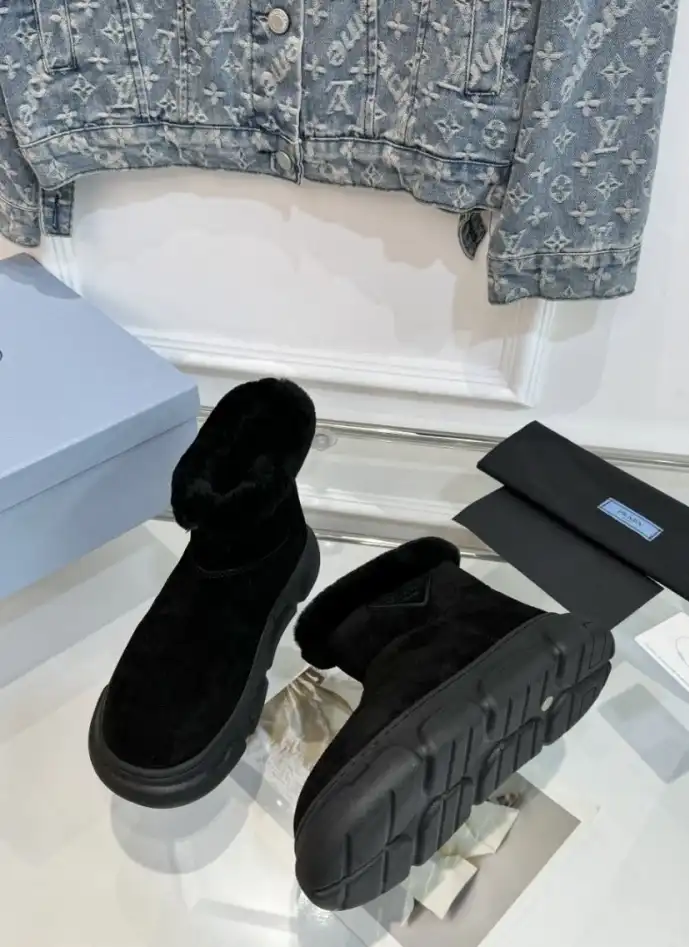 hype Prada Boots