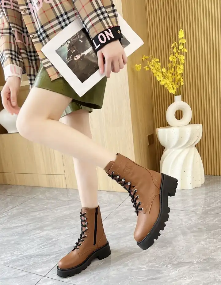 hype Celine Boots