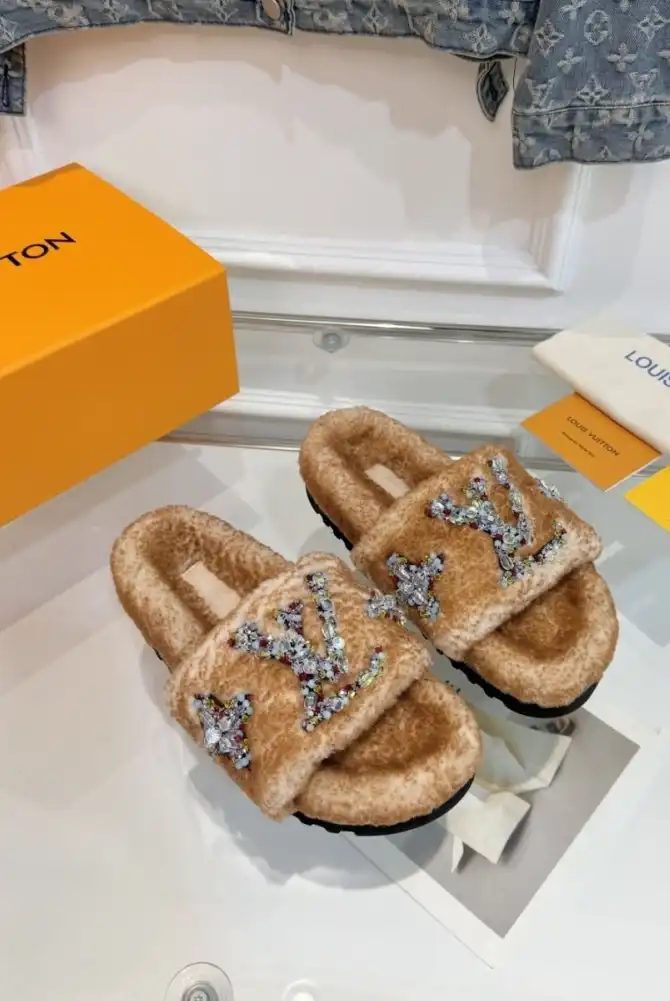 hype LV Slippers