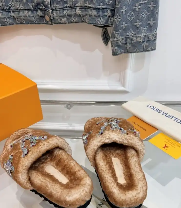 hype LV Slippers