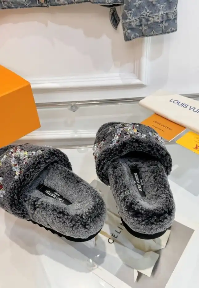 hype LV Slippers