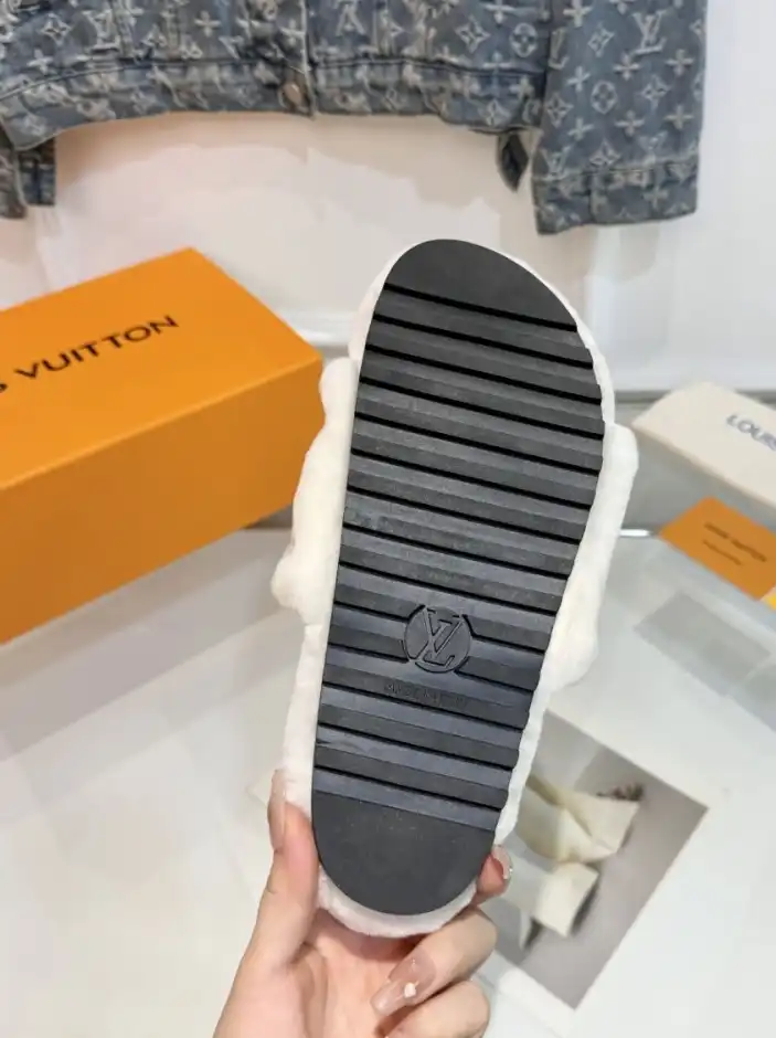 hype LV Slippers