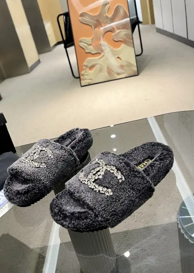 hype Chanel Slippers