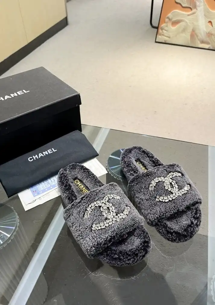 hype Chanel Slippers