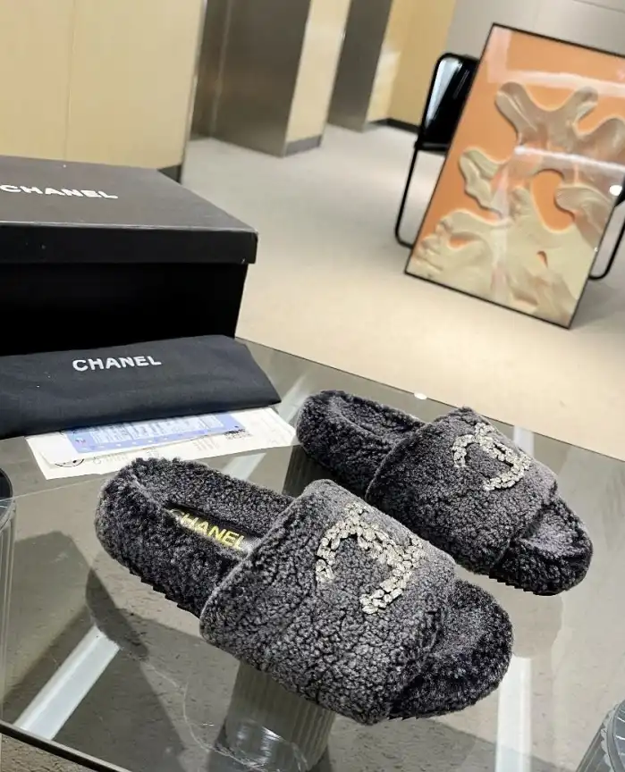 hype Chanel Slippers