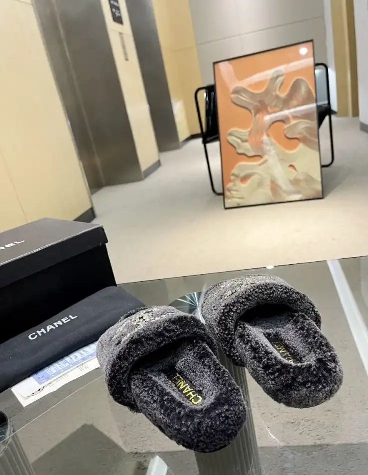 hype Chanel Slippers