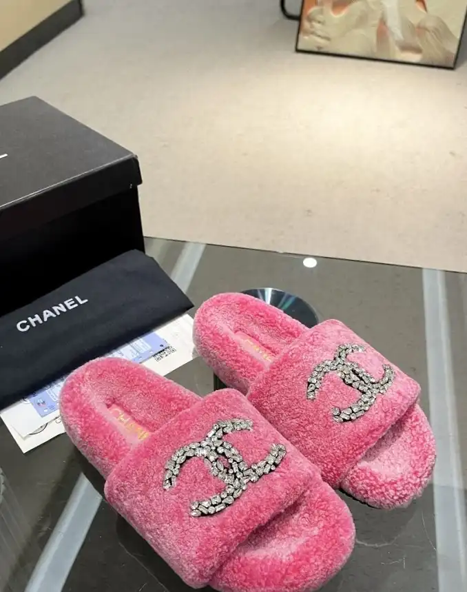 hype Chanel Slippers