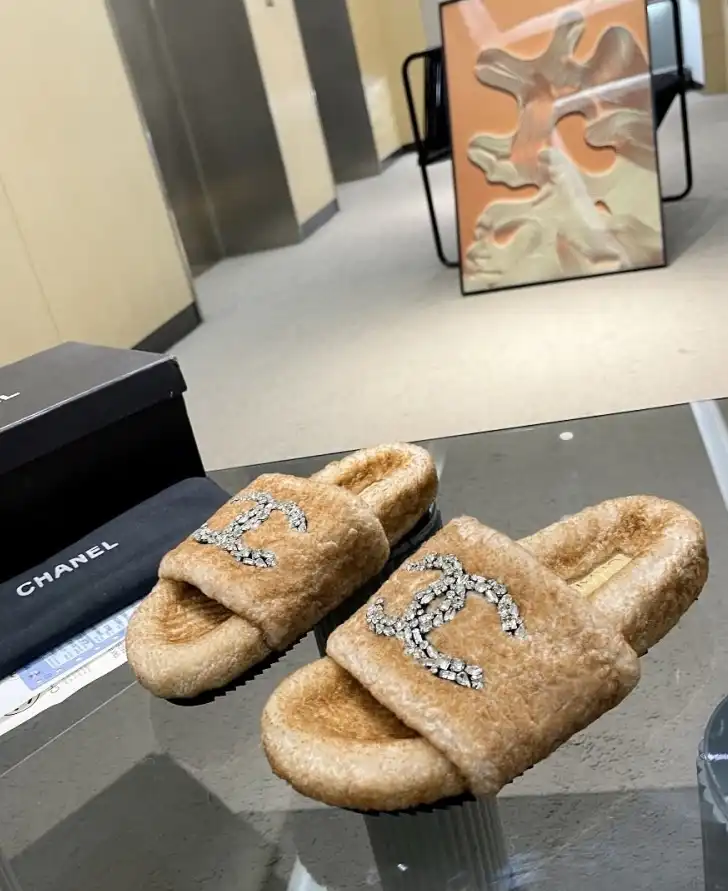 hype Chanel Slippers