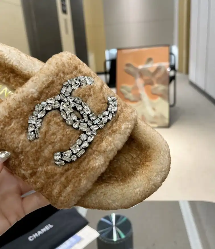 hype Chanel Slippers