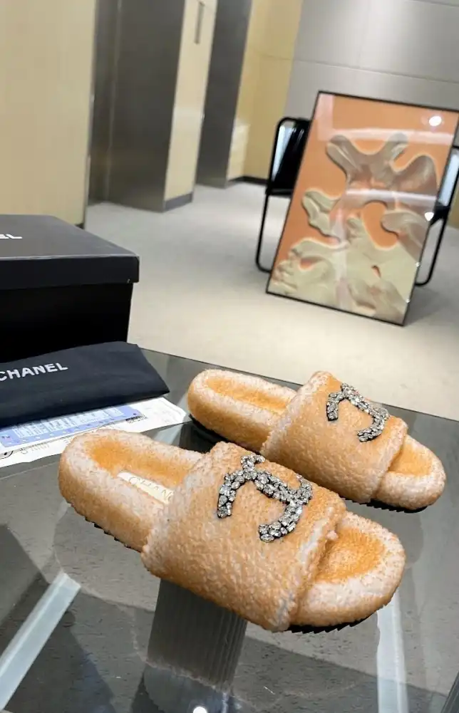 hype Chanel Slippers