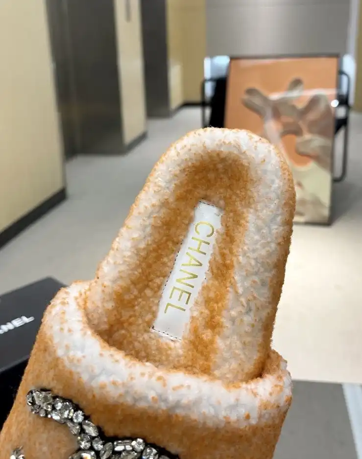 hype Chanel Slippers