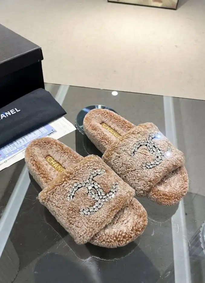 hype Chanel Slippers