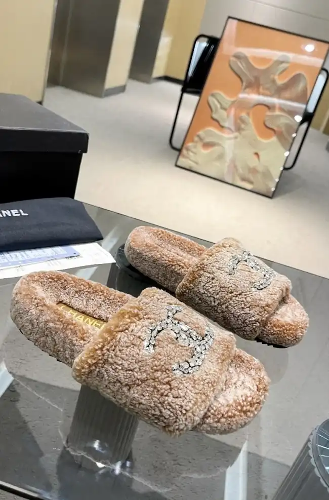 hype Chanel Slippers